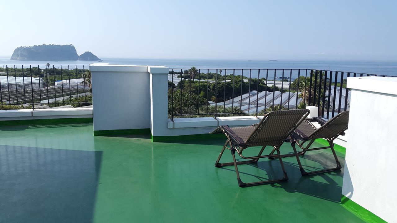 Jeju Bada Wi Olle Pension Seogwipo Eksteriør billede