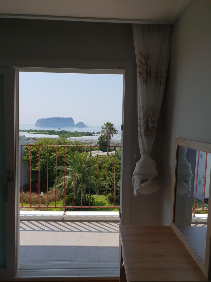 Jeju Bada Wi Olle Pension Seogwipo Eksteriør billede